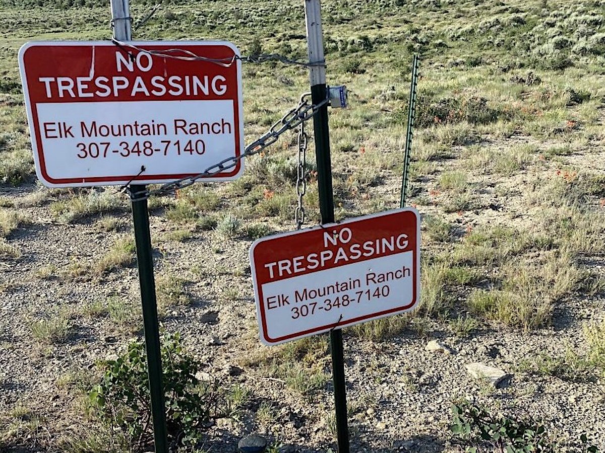 Hunters, landowner, pilot all on corner-crossing trial witness list